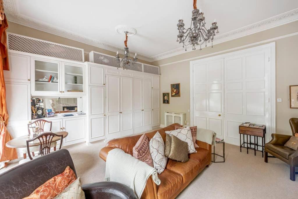 Ferienwohnung Beautiful Studio With Private Outside Terrace Bath Exterior foto